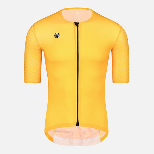 yellow cycling jersey