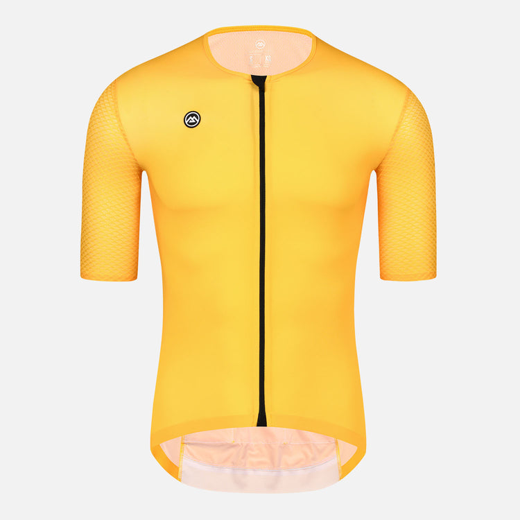 yellow cycling jersey