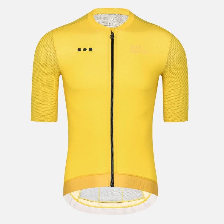 yellow cycling jersey