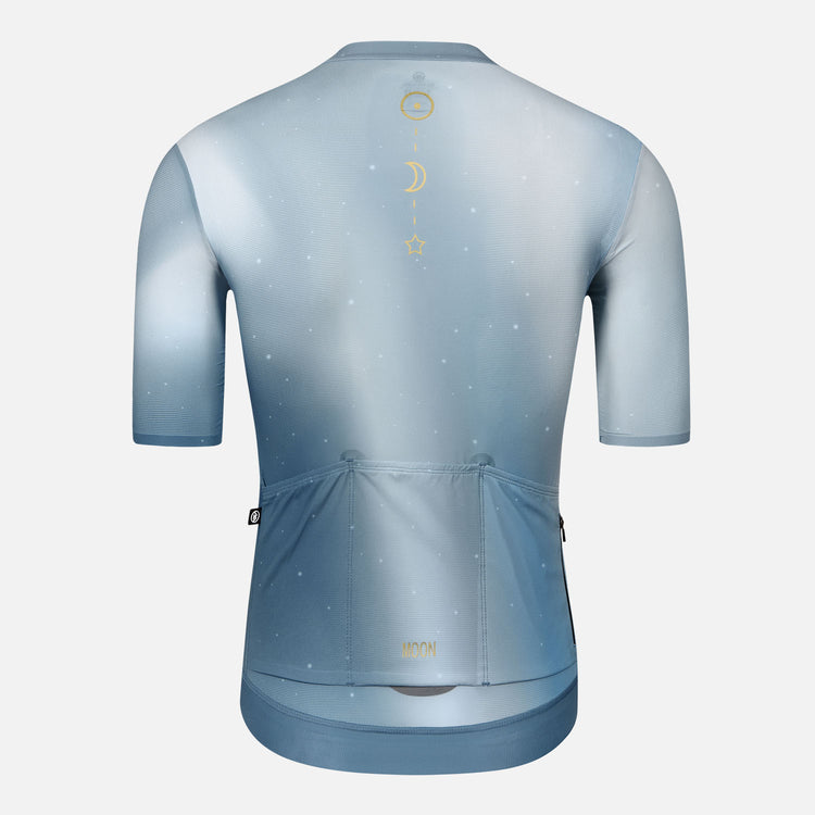 blue cycling jersey